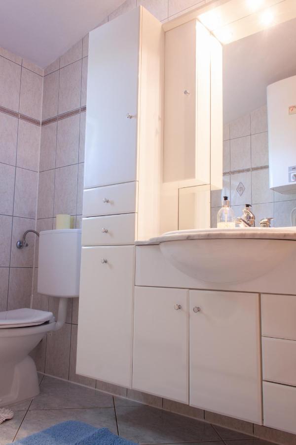 Marcel Apartment Mit Meerblick Trogir Exteriör bild
